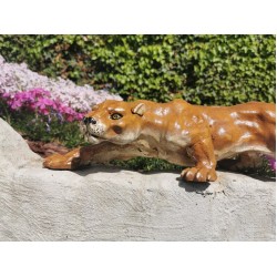 Amazing sculpture of a crawling panther - Colored cast iron