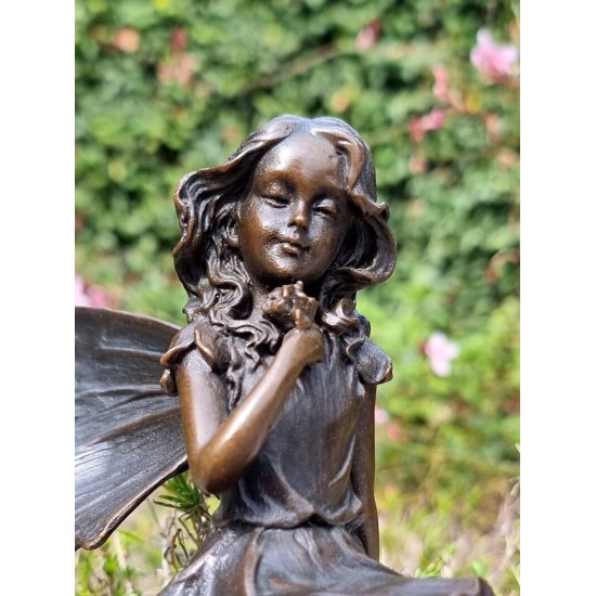 Gracefull Bronze fairy - Windowsill fairy - Sitting pixie with butterflly - Forest fairy - Angel figurines