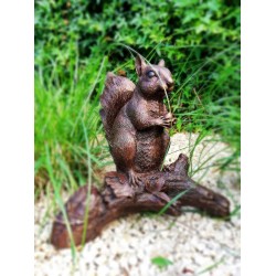 Bronze sculpture of a squirrel  on a stump - Garden decor - Bronze porch decor