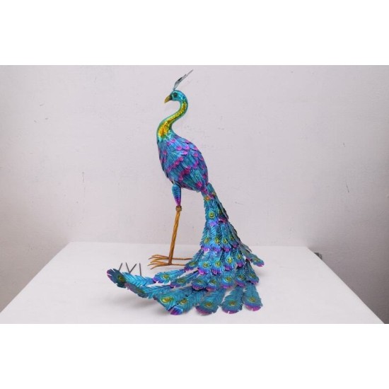 LARGE Iron Colorful Peacock  - Nice Detail and Beautiful Colours - Amazing Metal Statue for Garden