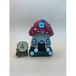 Handmade  Materials: polyresin, flatback charms, acrylic paint