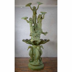 Mermaids & Seahorses Fountain