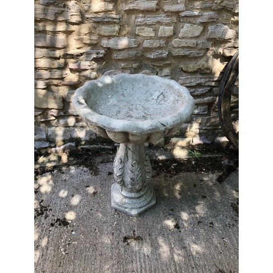 Stunning Large Stone Leaf Design Garden Bird Bath