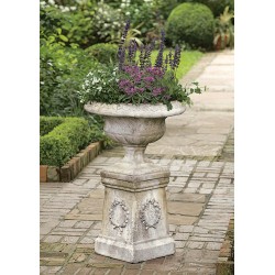 Weaved Classical Urn / Wreath Pedestal