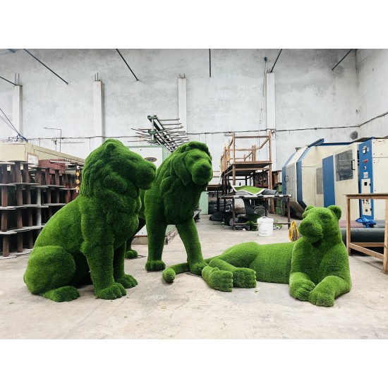 ✨Spring Sales - 5ft Outdoor Artificial Turf Animals-0726