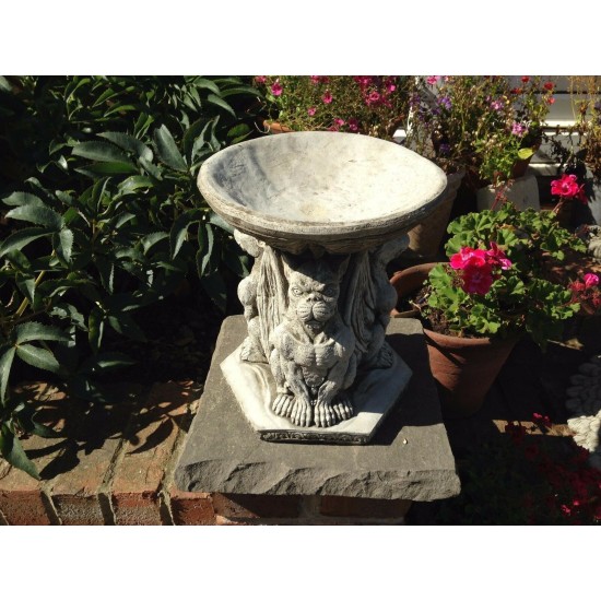 Stunning Stone Triple Gargoyle Garden Bird Bath