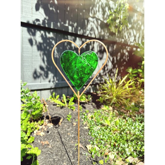Green Heart Disc Garden Stake