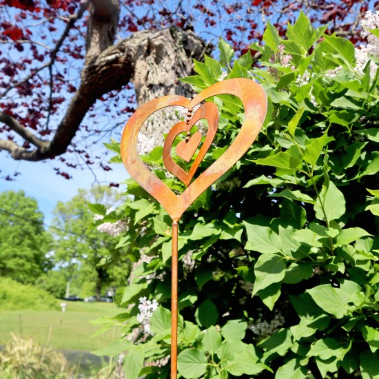 Triple Spinning Heart Garden Stake