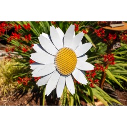 Daisy Stake | Rusted Metal Yard Art | Garden Gifts | Metal Garden Art | Garden Bed Decor | Bird Art | Garden Decor | Garden Stake