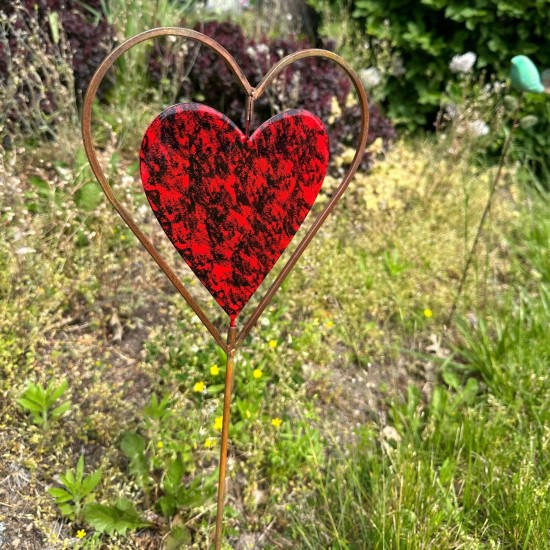 Red Heart Disc Garden Stake